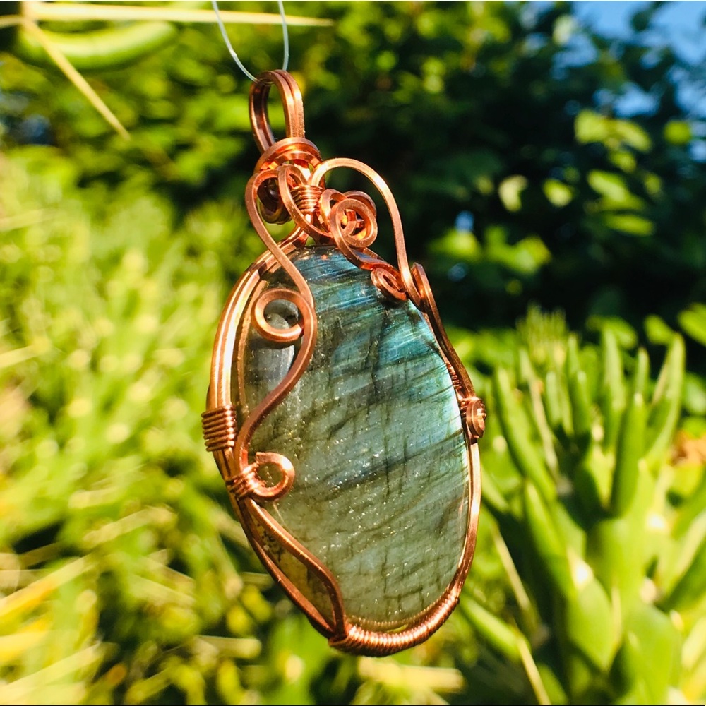 Labradorite in copper